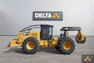 gozdarski traktor Caterpillar 545D