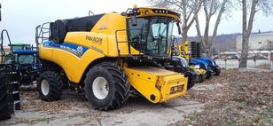 nov kombajn za žito New Holland CR 8.90