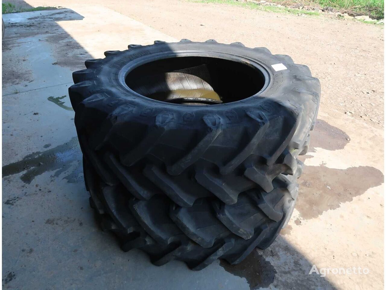 traktorske pnevmatika Pirelli 480/70 R 34