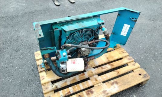 hladilnik olja AVEC MOTEUR HYDRAULI za škropilnica Matrot M44D