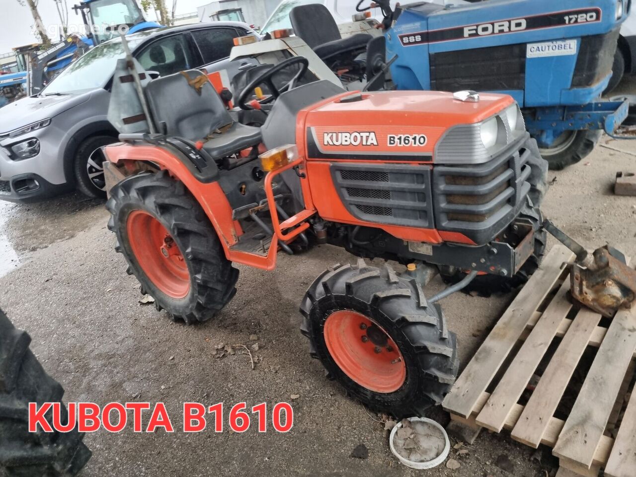 traktor na kolesih Kubota B1610