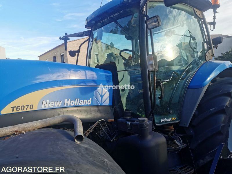 traktor na kolesih New Holland 6070T Plus
