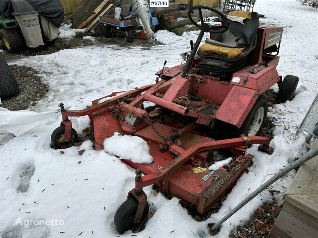 vrtni traktor Toro 220D Lawnmower